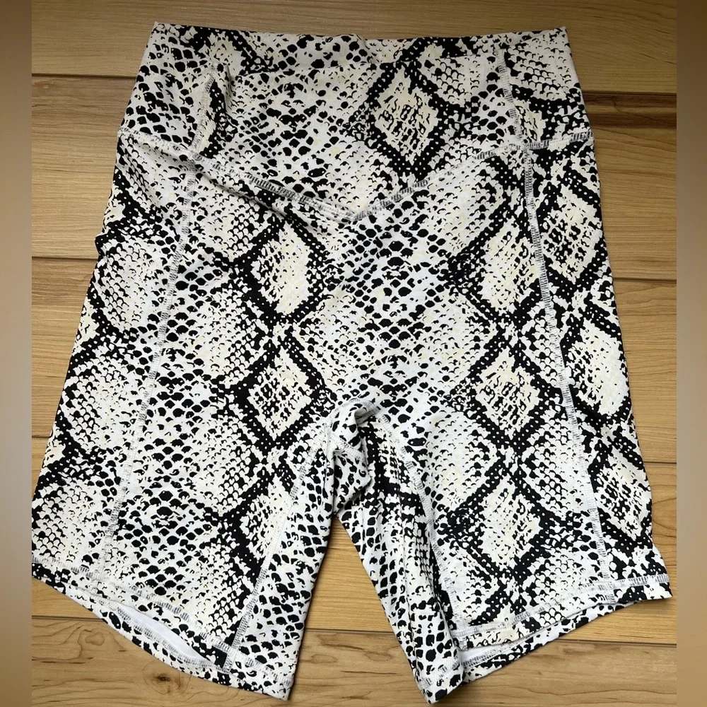 🐍The Ascend Rider Short - Python 🐍 - Picture 1 of 2